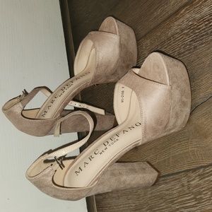 Tippy Top Platform Pageant Shoes - Nude